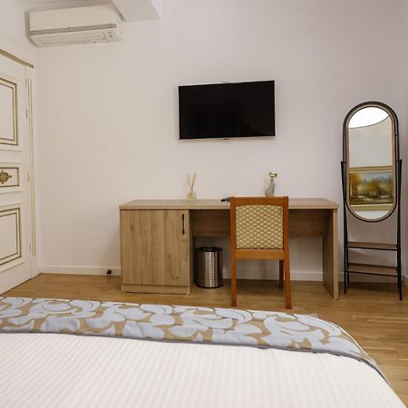 Vila Ferdinand Modern Rooms In Tirana'S Center Szoba fotó