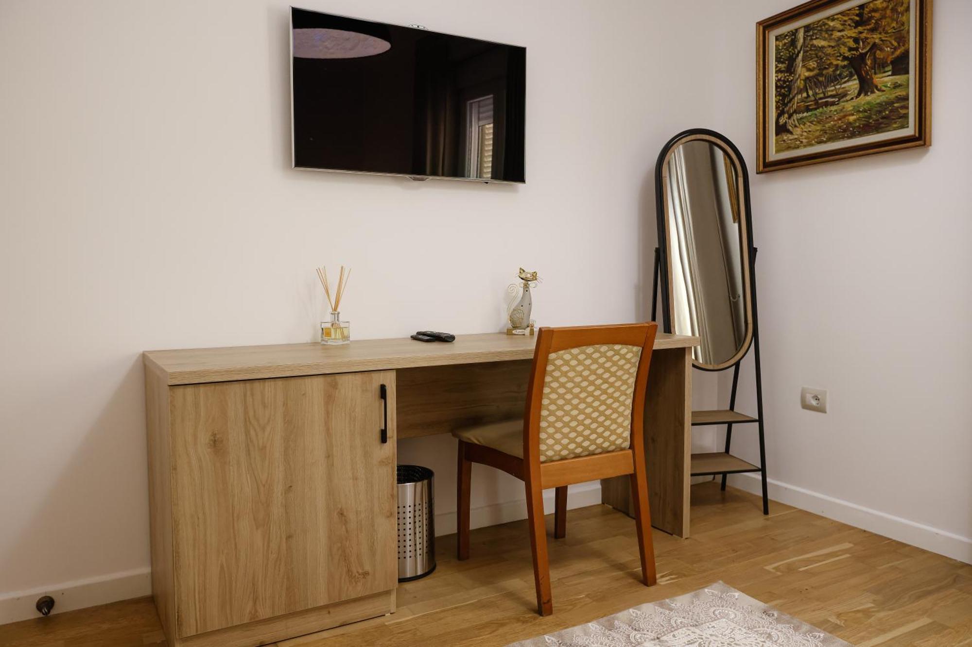 Vila Ferdinand Modern Rooms In Tirana'S Center Szoba fotó